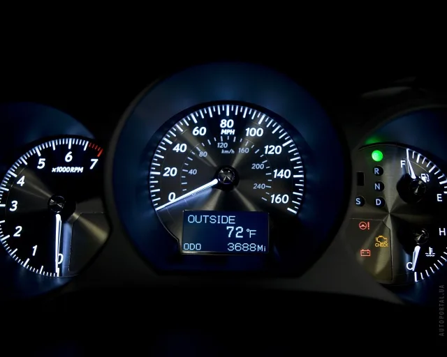 Lexus GS 300 AT Entry — 5