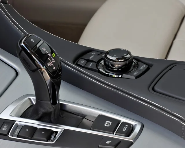 BMW 6 Series Coupe coupe — 7