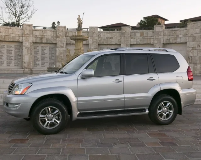 Lexus GX 2007 SUV — 21