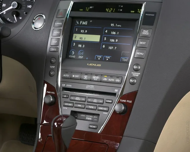 Lexus ES 2006 седан — 4