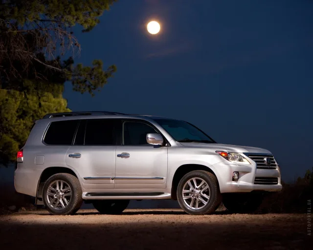 Lexus LX 2012 SUV — 22