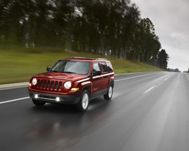 Jeep Patriot 2011 crossover — 7
