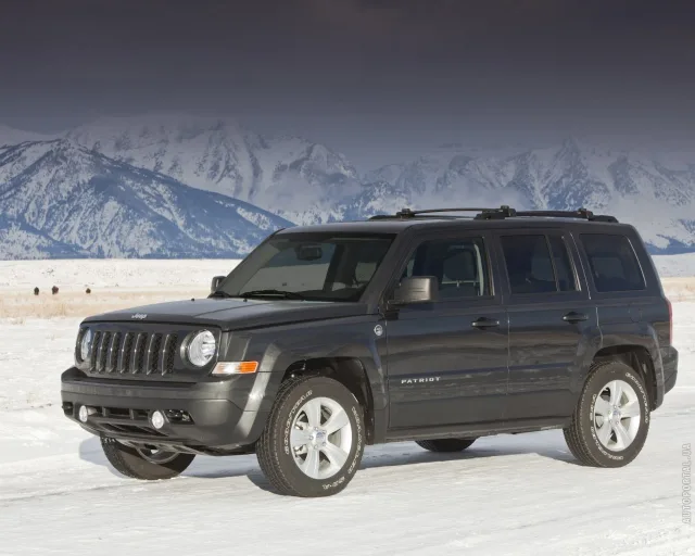 Jeep Patriot 2011 crossover — 23