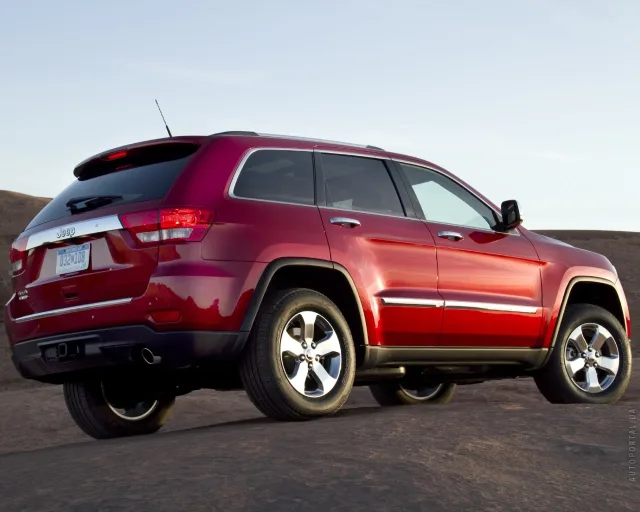Jeep Grand Cherokee 2011 SUV — 14