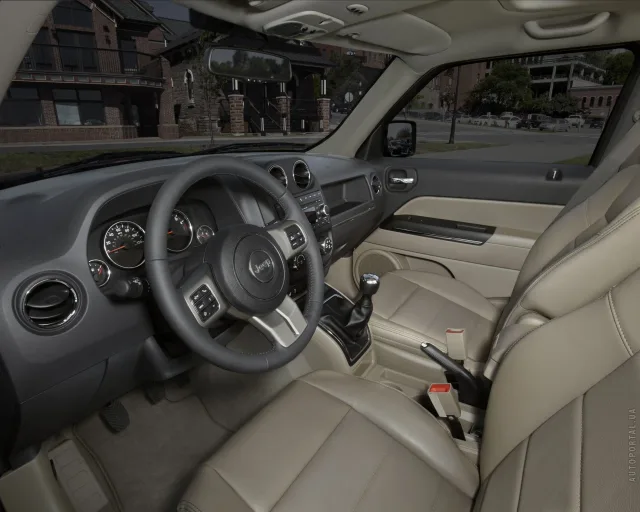 Jeep Patriot 2011 crossover — 5