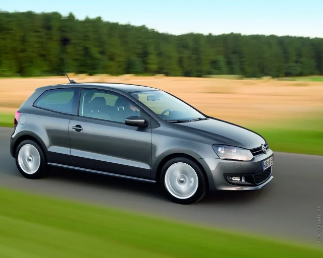 Volkswagen Polo 2009 3-дверний хетчбек — 25