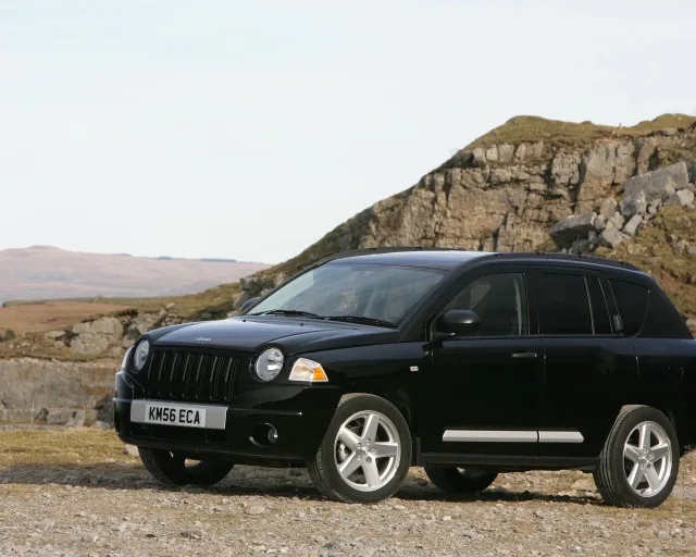 Jeep Compass 2008 кросовер — 19