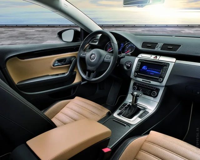 Volkswagen Passat CC седан — 8