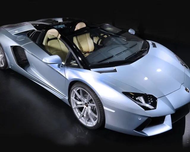 Lamborghini Aventador LP700-4 Roadster coupe convertible — 14