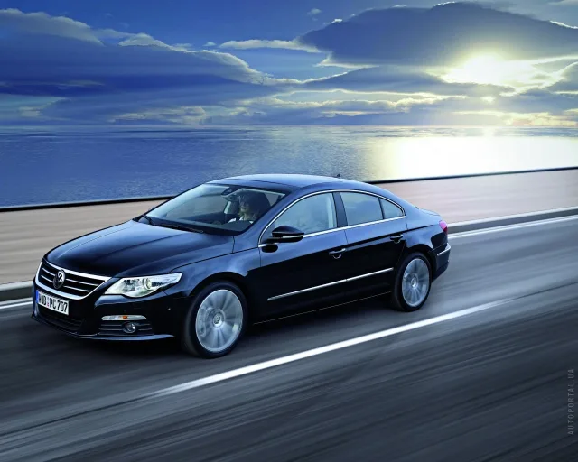 Volkswagen Passat CC седан — 24