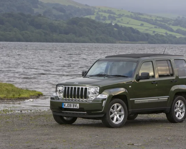 Jeep Cherokee 2008 (Джип Чероки) внедорожник — 21
