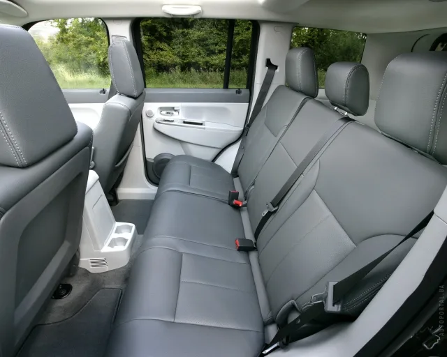 Jeep Cherokee 2008 (Джип Чероки) внедорожник — 12