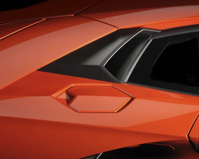 Lamborghini Aventador LP700-4 (Ламборгини Авентадор) купе — 14