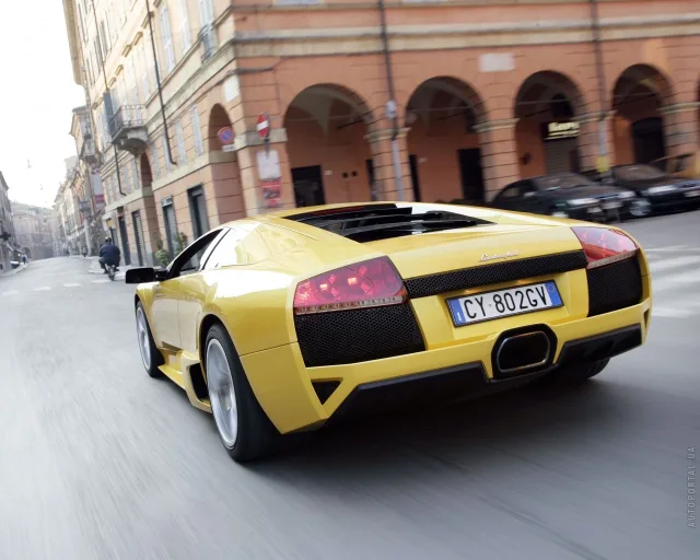 Lamborghini Murcielago LP640 спорткар — 17