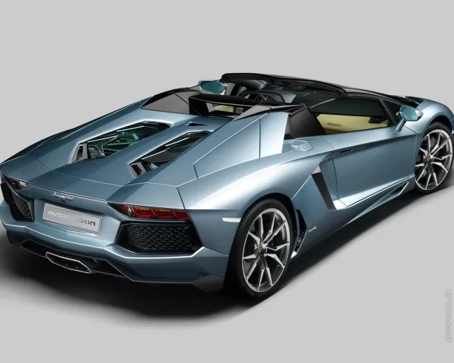Lamborghini Aventador LP700-4 Roadster coupe convertible — 15