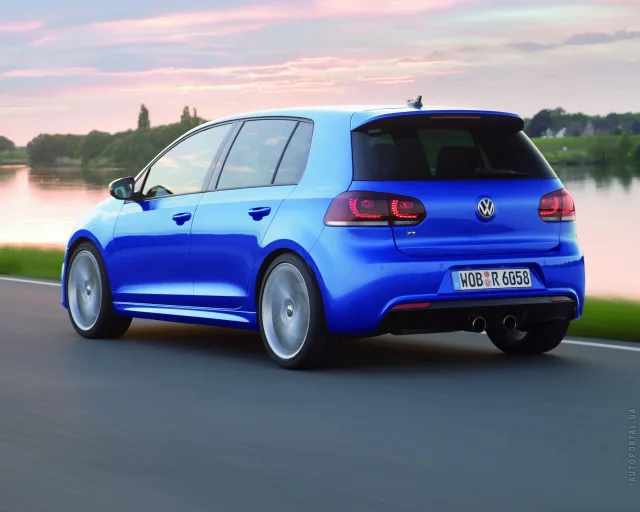 Volkswagen Golf R 2009 (Фольксваген Гольф Р) 5-ти дверный хэтчбек — 22