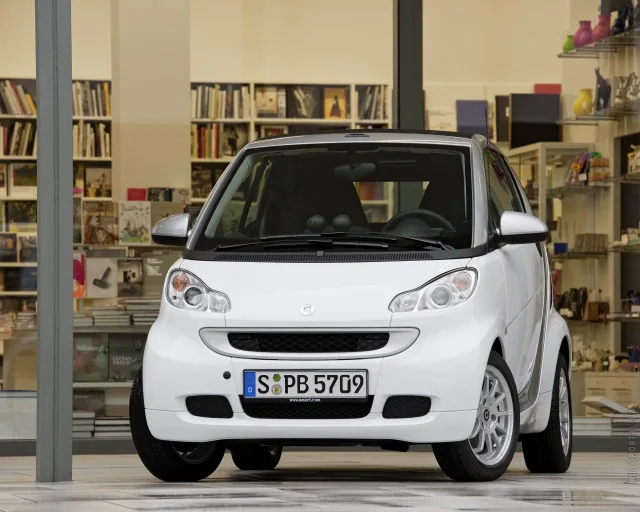 Smart fortwo cabrio 2011 (Смарт Фор ту кабриолет) кабриолет — 14