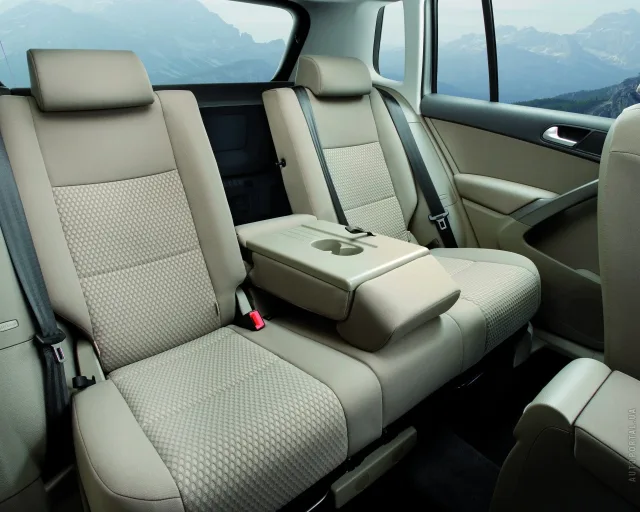 Volkswagen Tiguan 2008 (Фольксваген Тигуан) кроссовер — 11