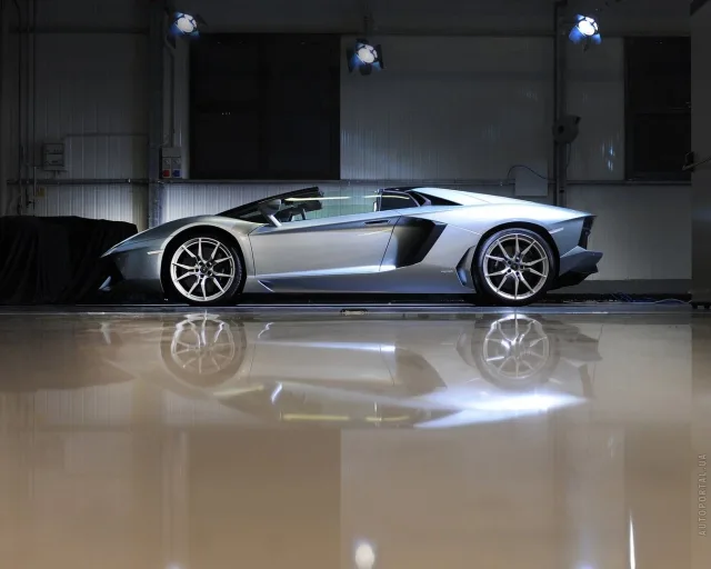 Lamborghini Aventador LP700-4 Roadster coupe convertible — 21