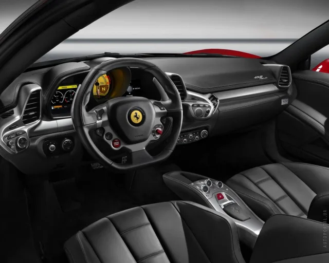 Ferrari 458 Italia купе — 2