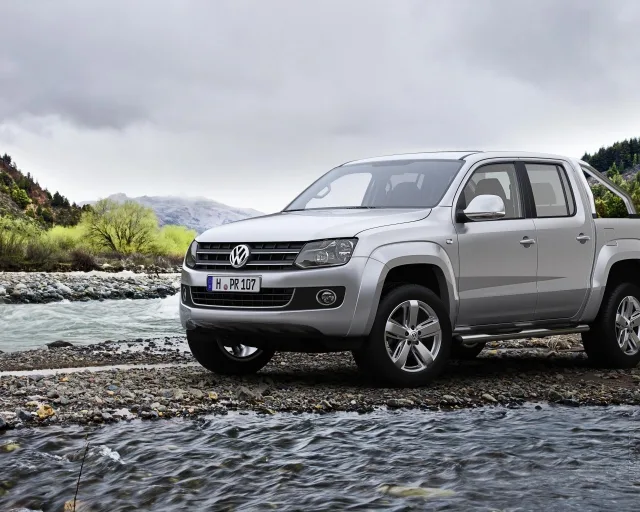 Volkswagen Amarok 2.0D MT Basis 4Motion 4WD (180) — 23