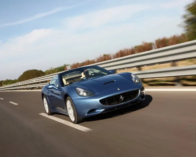 Ferrari California (Феррари Калифорния) купе-кабриолет — 6