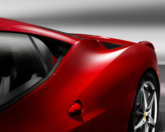 Ferrari 458 Italia купе — 16