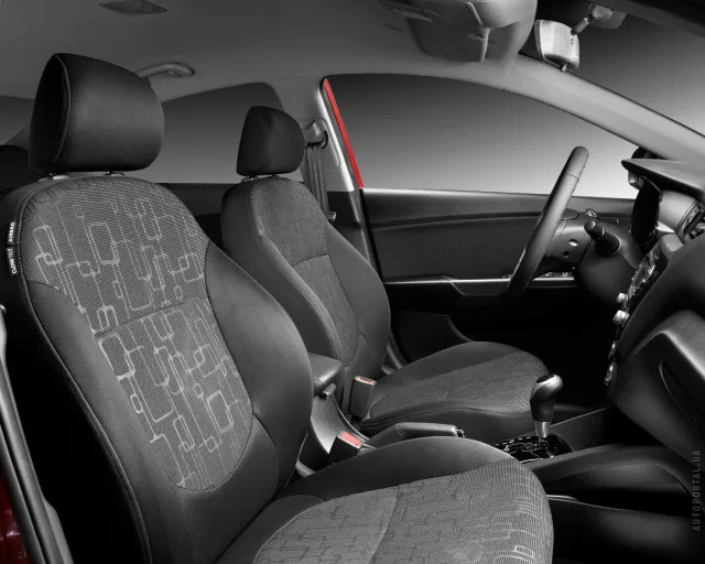 KIA Rio 2012 седан — 4