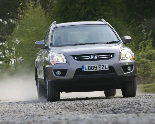 KIA Sportage 2.0D AT 4x4 base+ — 13