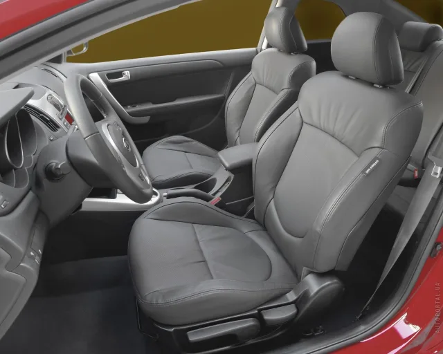 KIA Cerato Koup 2009 купе — 11
