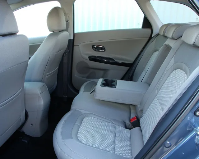 KIA C`eed SW 1.6 AT Mid — 11