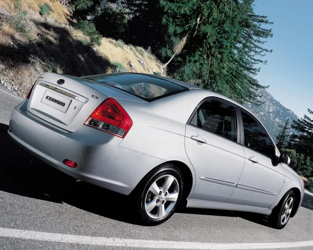 KIA Cerato 2.0 MT EX — 17