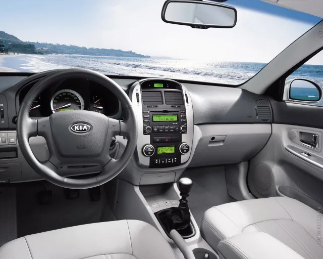KIA Cerato 2.0 MT EX — 3