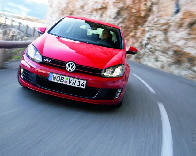 Volkswagen Golf GTI 2009 (Фольксваген Гольф ГТИ) хэтчбек — 21