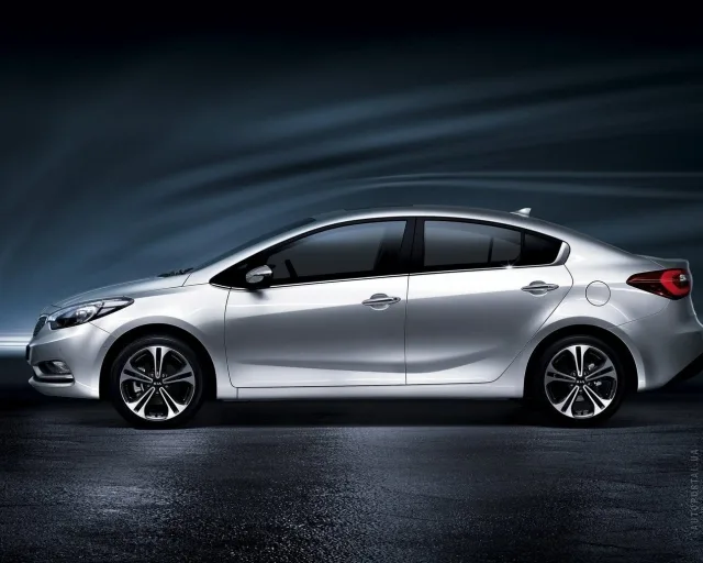KIA Cerato (K3) 1.6 AT Base — 4