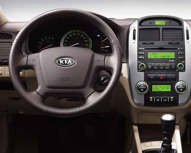 KIA Cerato 2.0 MT EX — 8