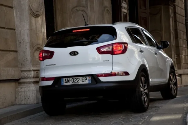KIA Sportage 2010 (КИА Спортейдж) кроссовер — 11