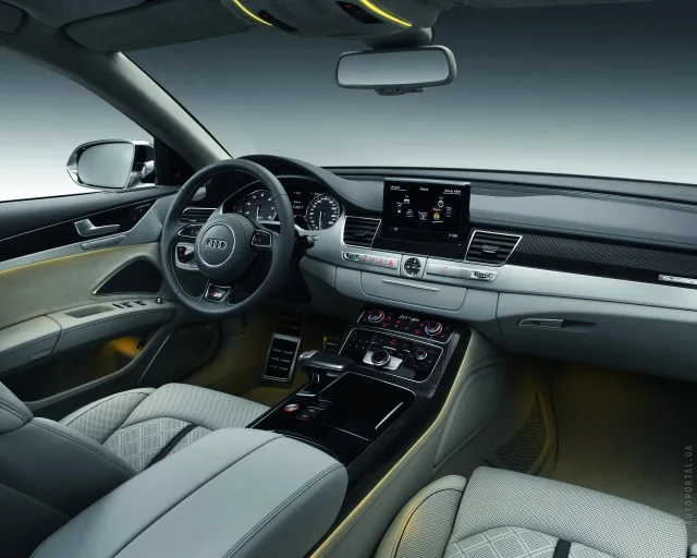 Audi S8 2013 4.0 AT — 6