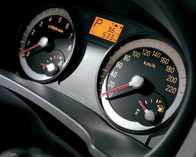 KIA Rio 2002 hatchback — 9