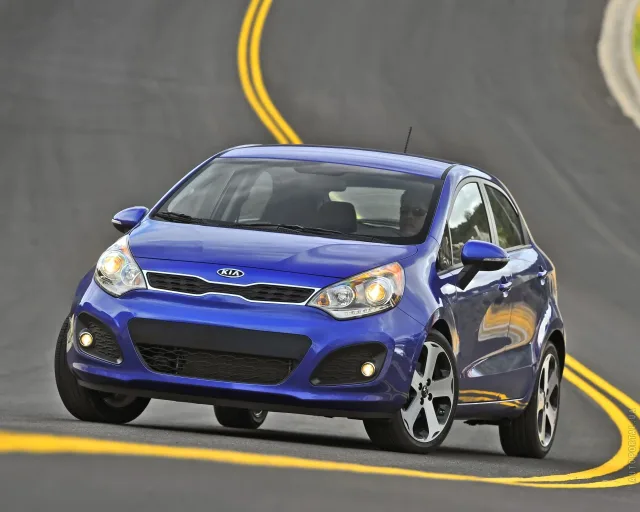 KIA Rio New 1.6 AT Top — 16