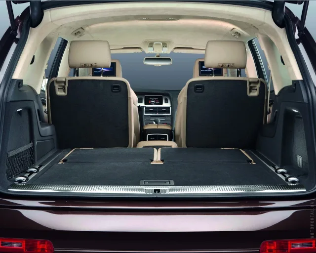 Audi Q7 2009 crossover — 17