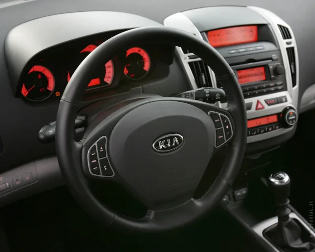 KIA Cee'd 2007 (КИА Сид) хэтчбек — 14
