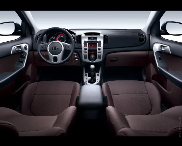 KIA Cerato 2009 (КИА Церато) cедан — 11