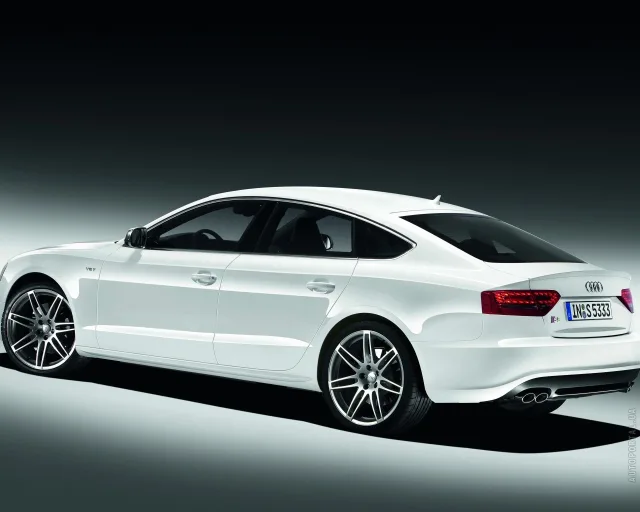 Audi S5 Sportback 2008 хетчбек — 12