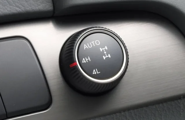 KIA Mohave 2009 позашляховик — 12