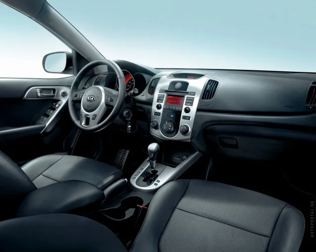KIA Cerato 2009 (КИА Церато) cедан — 5