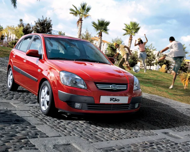 KIA Rio 2002 hatchback — 20