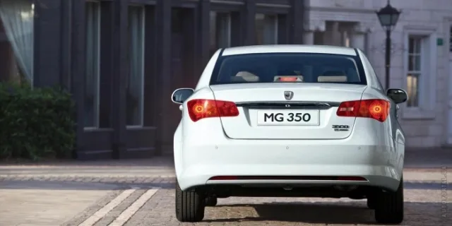 MG 350 1.5 AT Standard — 4
