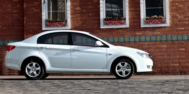 MG 350 1.5 AT Standard — 12