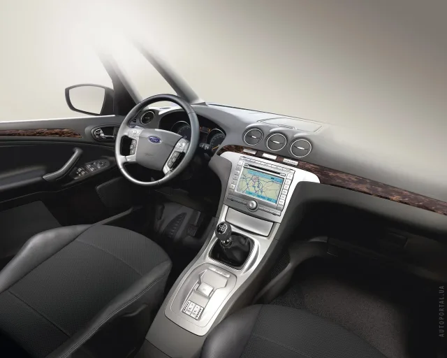 Ford Galaxy 2006 мінівен — 5